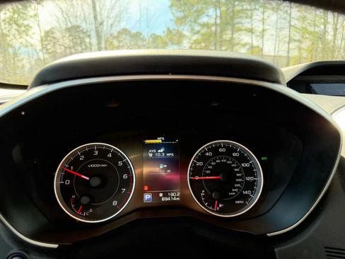 Used 2021 Subaru Ascent Premium w/ Convenience Package AWD/4WD image 16