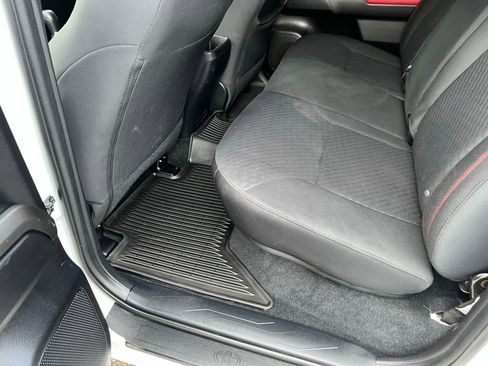 Used 2020 Toyota Tacoma SR5 image 27