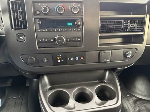 Used 2024 GMC Savana 2500 Work Van w/ Driver Convenience Package image 21