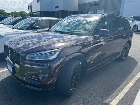 Used 2023 Lincoln Aviator Reserve w/ Equipment Group 201A AWD/4WD image 1