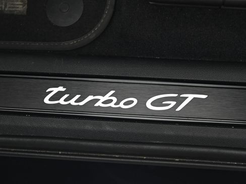 Certified 2022 Porsche Cayenne Turbo GT AWD/4WD image 27