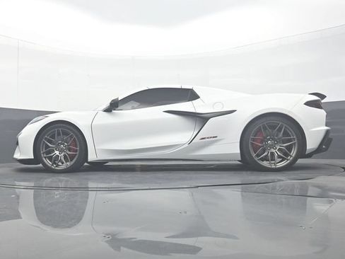Used 2026 Chevrolet Corvette Z06 w/ Battery Protection Package RWD image 29