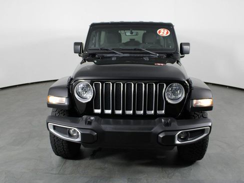 Used 2023 Jeep Wrangler Sahara image 10