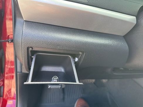 Used 2017 Toyota Camry XSE w/ Moonroof Package FWD image 28