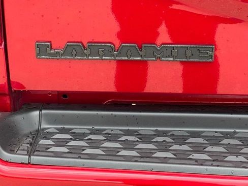 New 2026 RAM 2500 Laramie AWD/4WD image 36