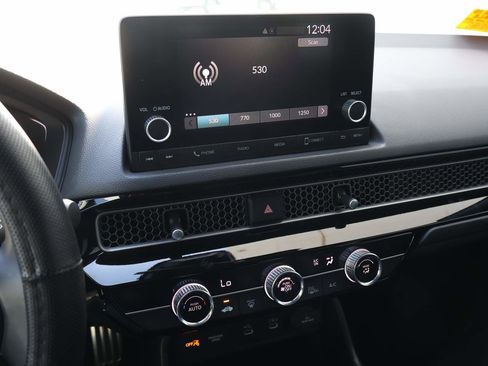 Used 2025 Honda Civic Sport image 12