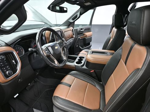 Used 2020 Chevrolet Silverado 1500 High Country image 28
