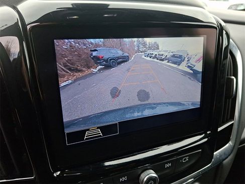 Certified 2021 Chevrolet Traverse LT w/ LPO, Floor Liner Package image 17