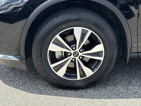 Certified 2023 Nissan Murano S FWD image 11