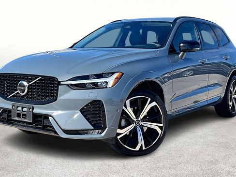 Certified 2023 Volvo XC60 B5 Ultimate image 16