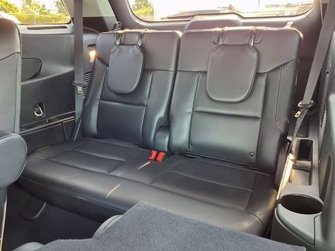 Certified 2023 Ford Explorer XLT w/ Equipment Group 202A AWD/4WD image 8