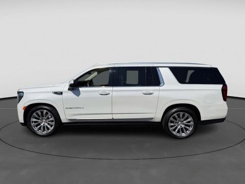 Certified 2024 GMC Yukon XL Denali w/ Denali Reserve Package image 9