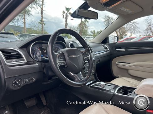 Used 2015 Chrysler 300 Limited w/ Driver Convenience Group image 11