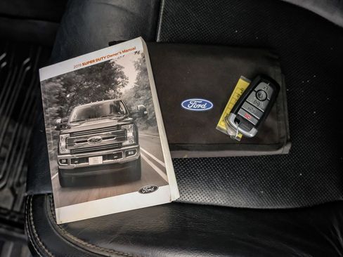 Used 2019 Ford F250 Lariat w/ Lariat Ultimate Package image 64