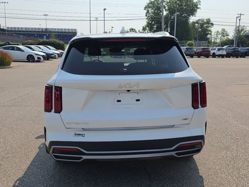 Used 2023 Kia Sorento SX Prestige AWD/4WD image 3