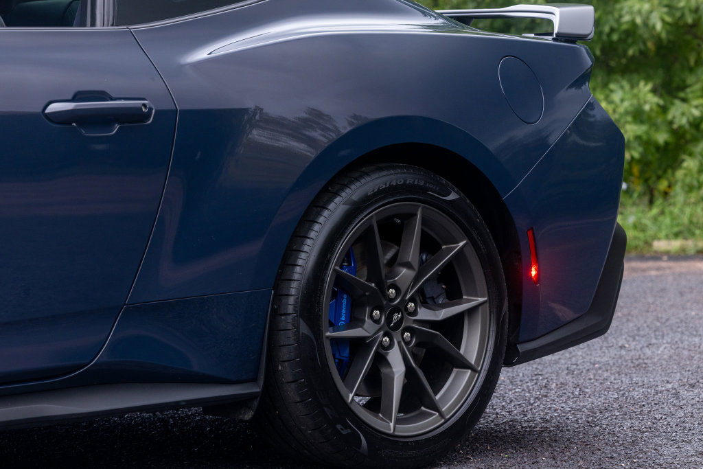 Used 2024 Ford Mustang Dark Horse RWD image 36
