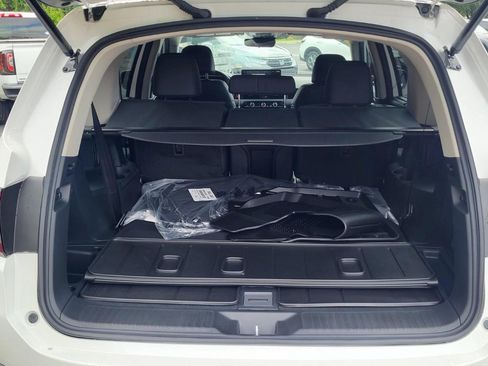 New 2026 Honda Pilot EX-L image 4