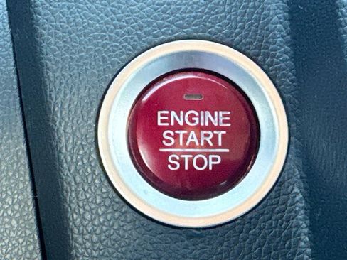 Used 2015 Honda Fit EX image 20