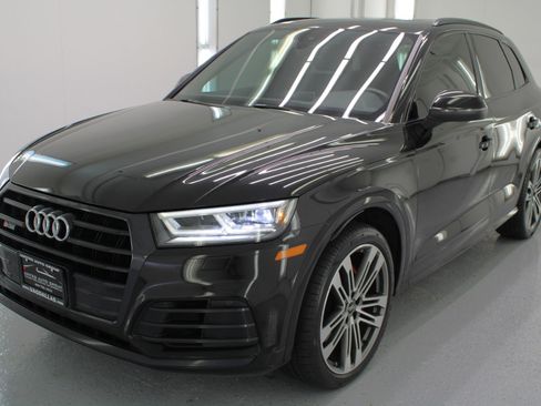 Used 2019 Audi SQ5 Premium Plus w/ Premium Plus Package image 4