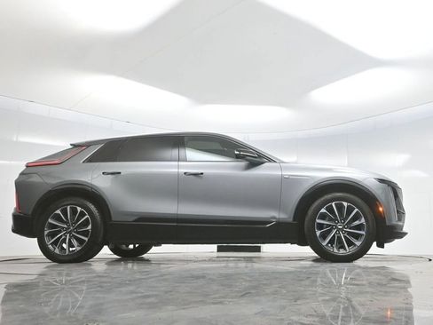 Used 2024 Cadillac Lyriq Sport RWD image 59