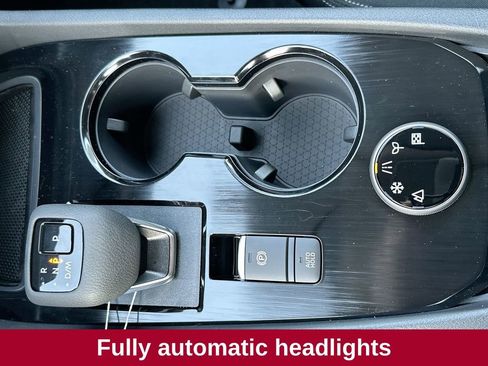 Used 2025 Nissan Rogue SV image 35