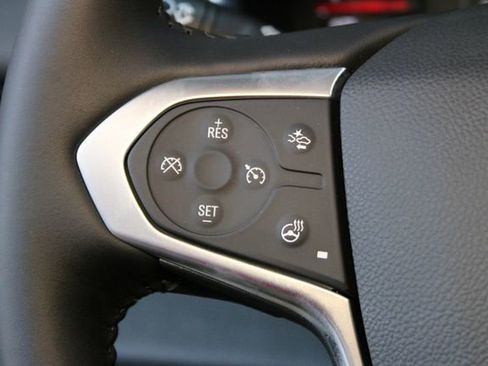 Used 2022 Chevrolet Traverse RS AWD/4WD image 23