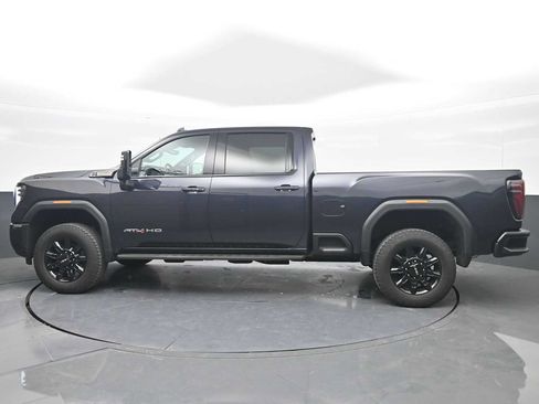 Used 2024 GMC Sierra 2500 AT4 w/ AT4 Premium Plus Package AWD/4WD image 5