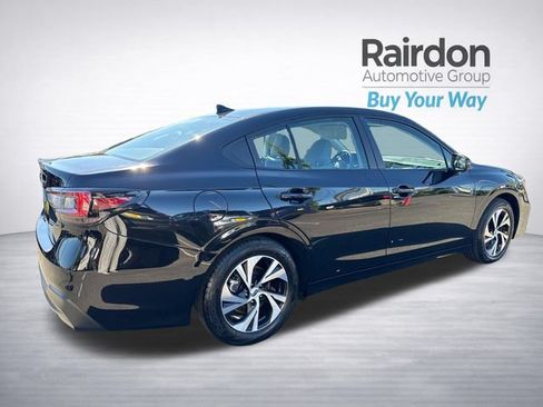 Used 2025 Subaru Legacy Premium AWD/4WD image 7