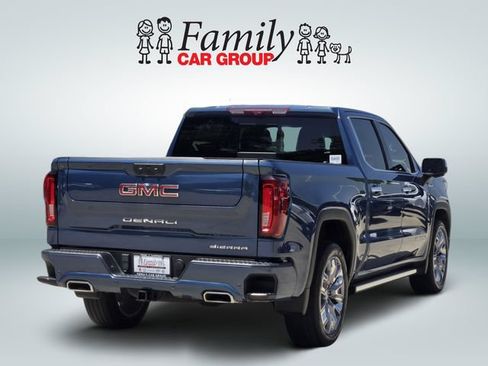 Used 2024 GMC Sierra 1500 Denali AWD/4WD image 4