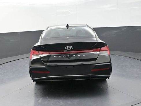 New 2026 Hyundai Elantra SEL Sport Premium w/ Cargo Package FWD image 7