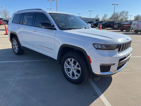 Used 2022 Jeep Grand Cherokee L Limited image 1