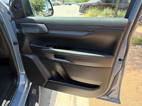 Used 2025 Ford Ranger Raptor AWD/4WD image 38