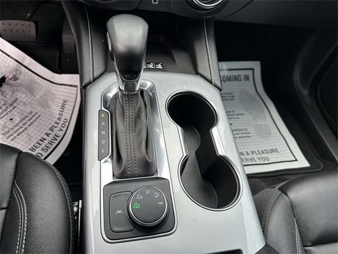 Used 2024 Chevrolet Blazer LT w/ Sound & Technology Package image 16