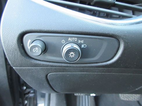 Certified 2020 Chevrolet Malibu LT FWD image 22