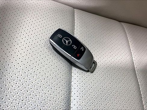 Used 2023 Mercedes-Benz GLE 350 image 10