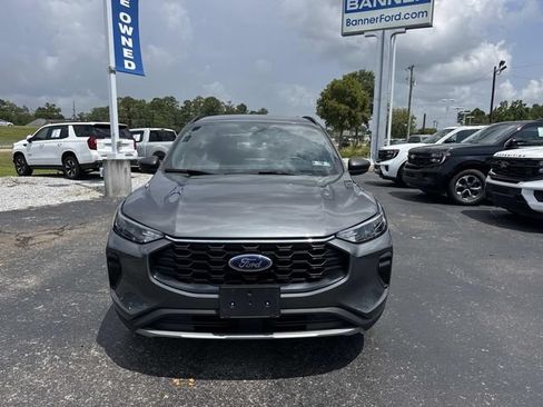 Certified 2025 Ford Escape ST-Line FWD image 2