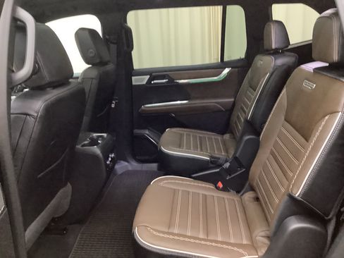 New 2026 GMC Acadia Denali Ultimate AWD/4WD image 24
