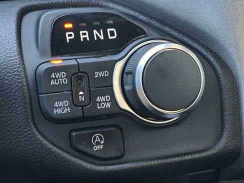 Used 2025 RAM 1500 Big Horn AWD/4WD image 21