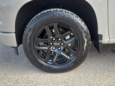 Used 2026 Chevrolet Silverado 1500 RST w/ RST Select Package RWD image 12