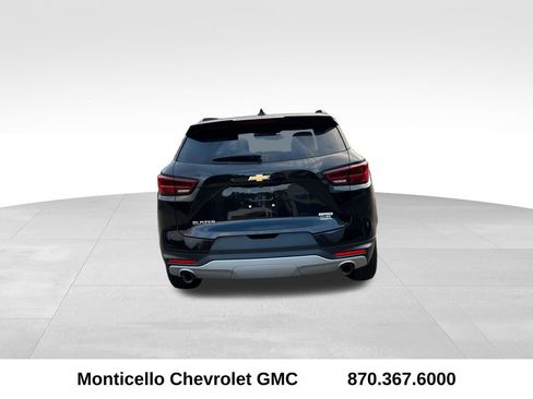 Used 2024 Chevrolet Blazer LT w/ Convenience Package image 4