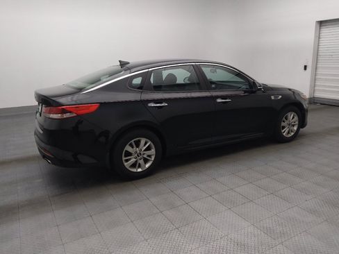Used 2017 Kia Optima LX w/ Driver Convenience Package FWD image 10