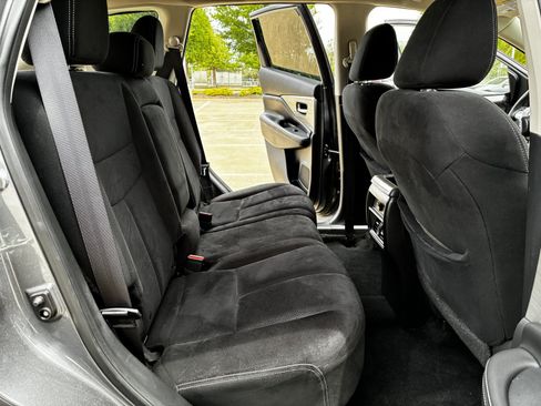 Used 2018 Nissan Murano S AWD/4WD image 18