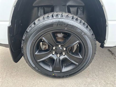 Used 2022 RAM 1500 Big Horn AWD/4WD image 14