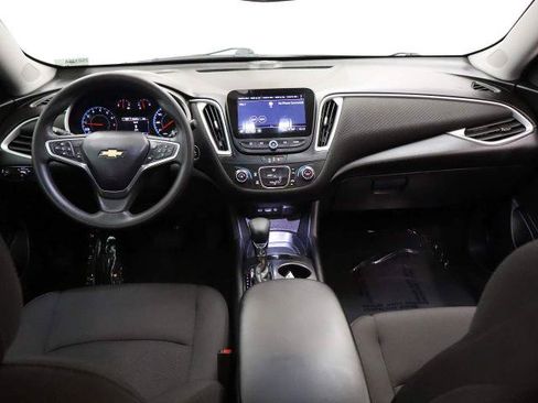 Used 2023 Chevrolet Malibu LS FWD image 17