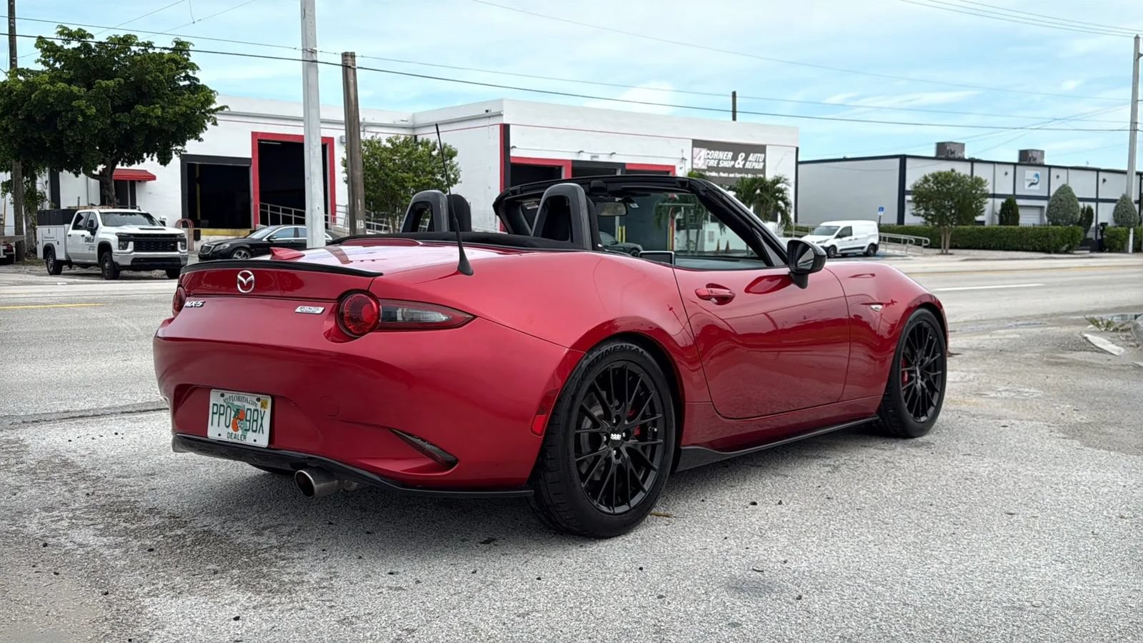 Used 2016 MAZDA MX-5 Miata Club w/ Brembo/BBS Package RWD image 47