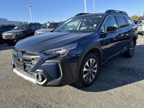 Certified 2023 Subaru Outback Limited image 7