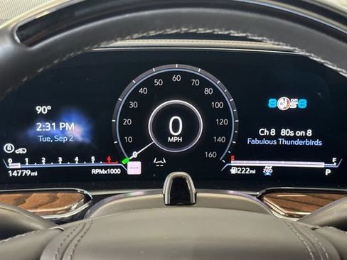 Certified 2024 Cadillac Escalade ESV Sport Platinum image 27