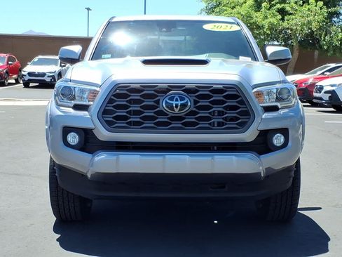 Used 2021 Toyota Tacoma TRD Sport w/ TRD Premium Sport Package RWD image 2