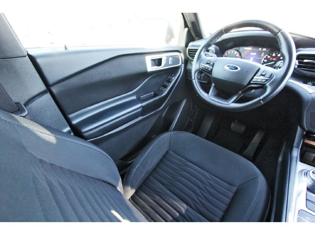 Used 2020 Ford Explorer XLT RWD image 11