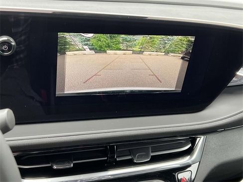 Used 2025 Buick Envista Sport Touring w/ Convenience I Package image 21